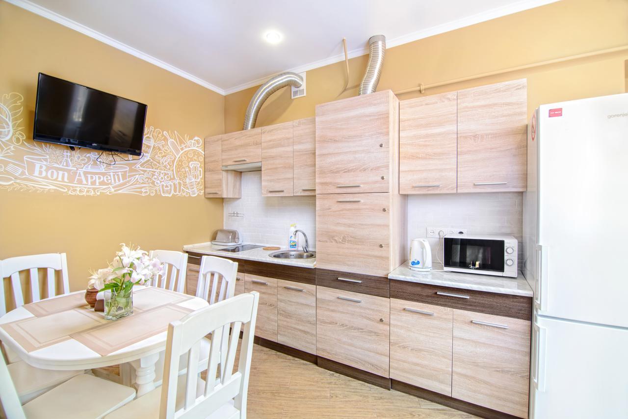 Premium Hostel ลวีฟ ภายนอก รูปภาพ